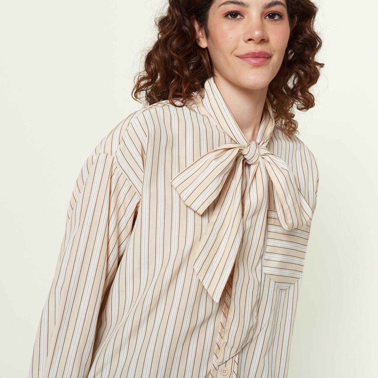 Blusa Gaia Beige