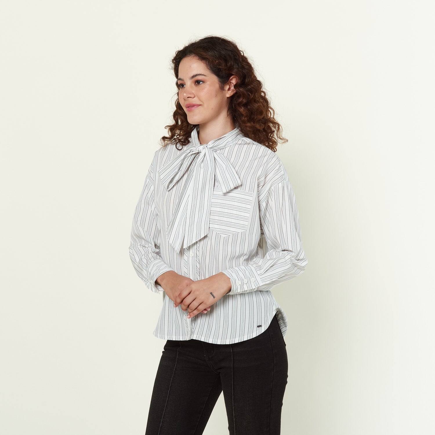 Blusa Gaia Hueso