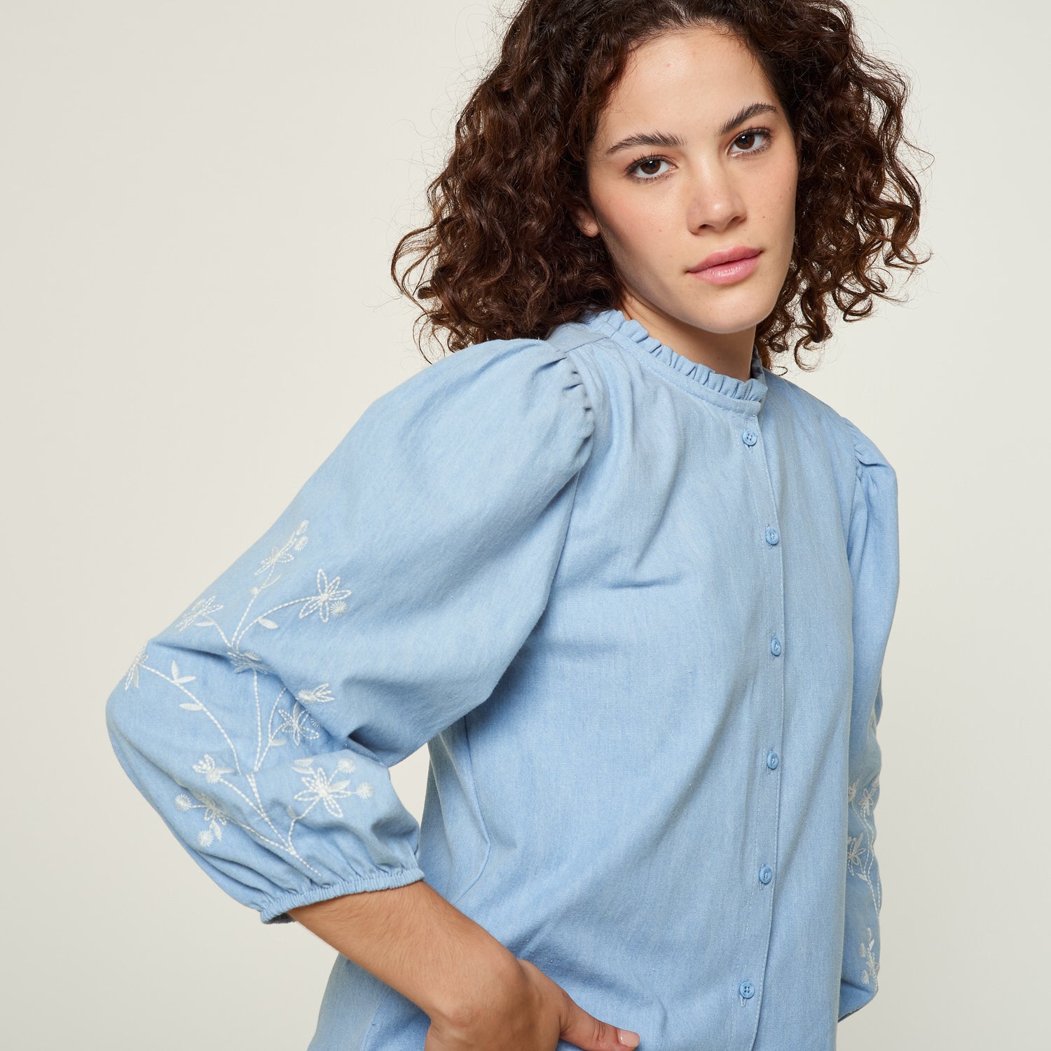 Blusa Yanela Celeste