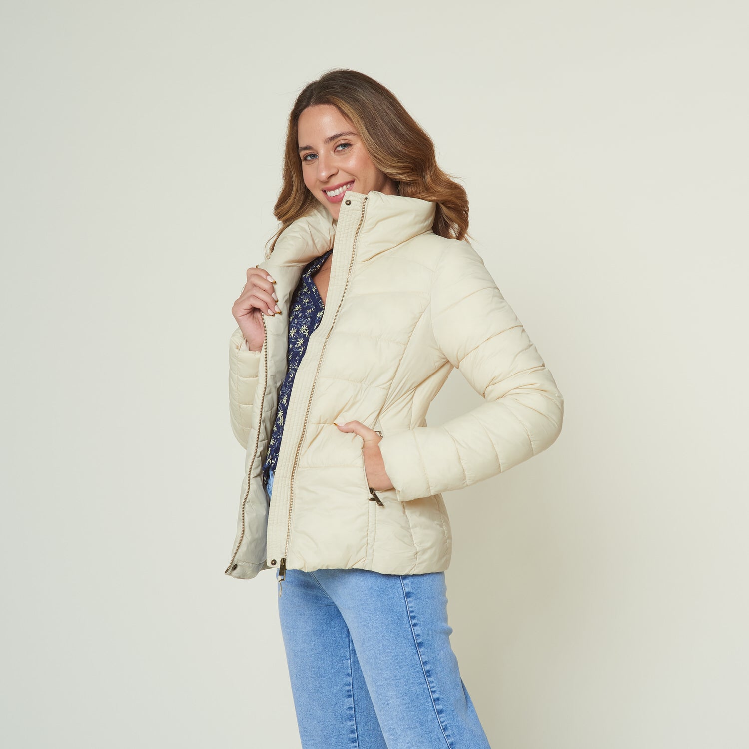 Casaca New Flor Beige