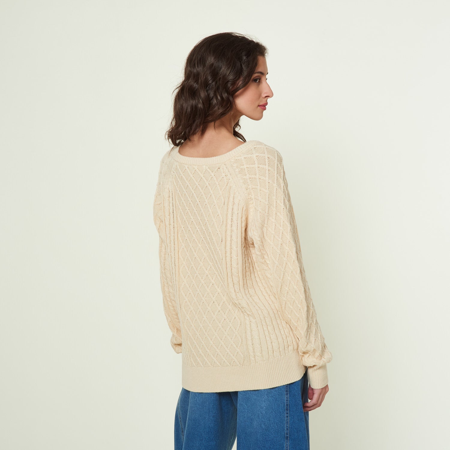 Chompa Chantal Beige