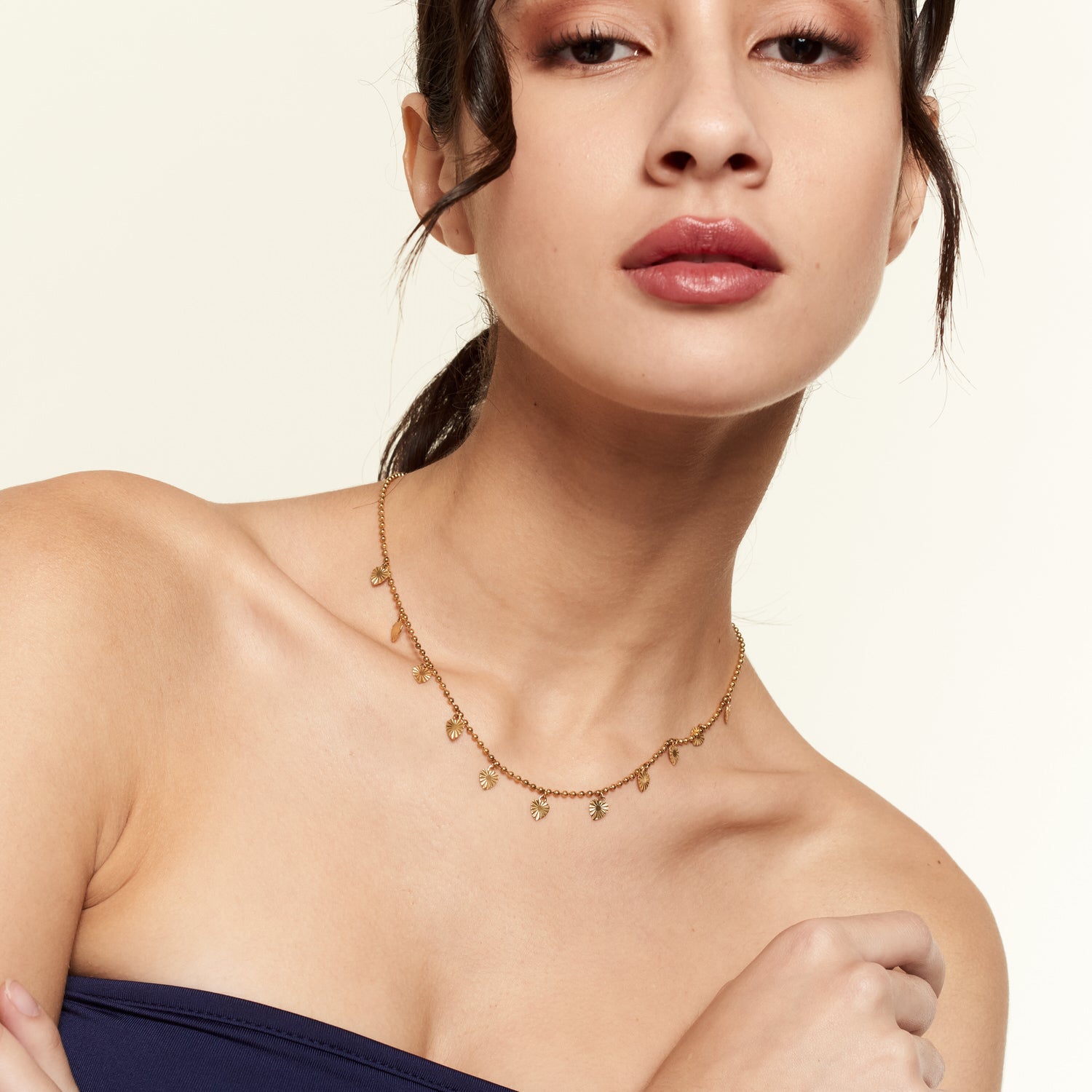 Collar Nicole Dorado