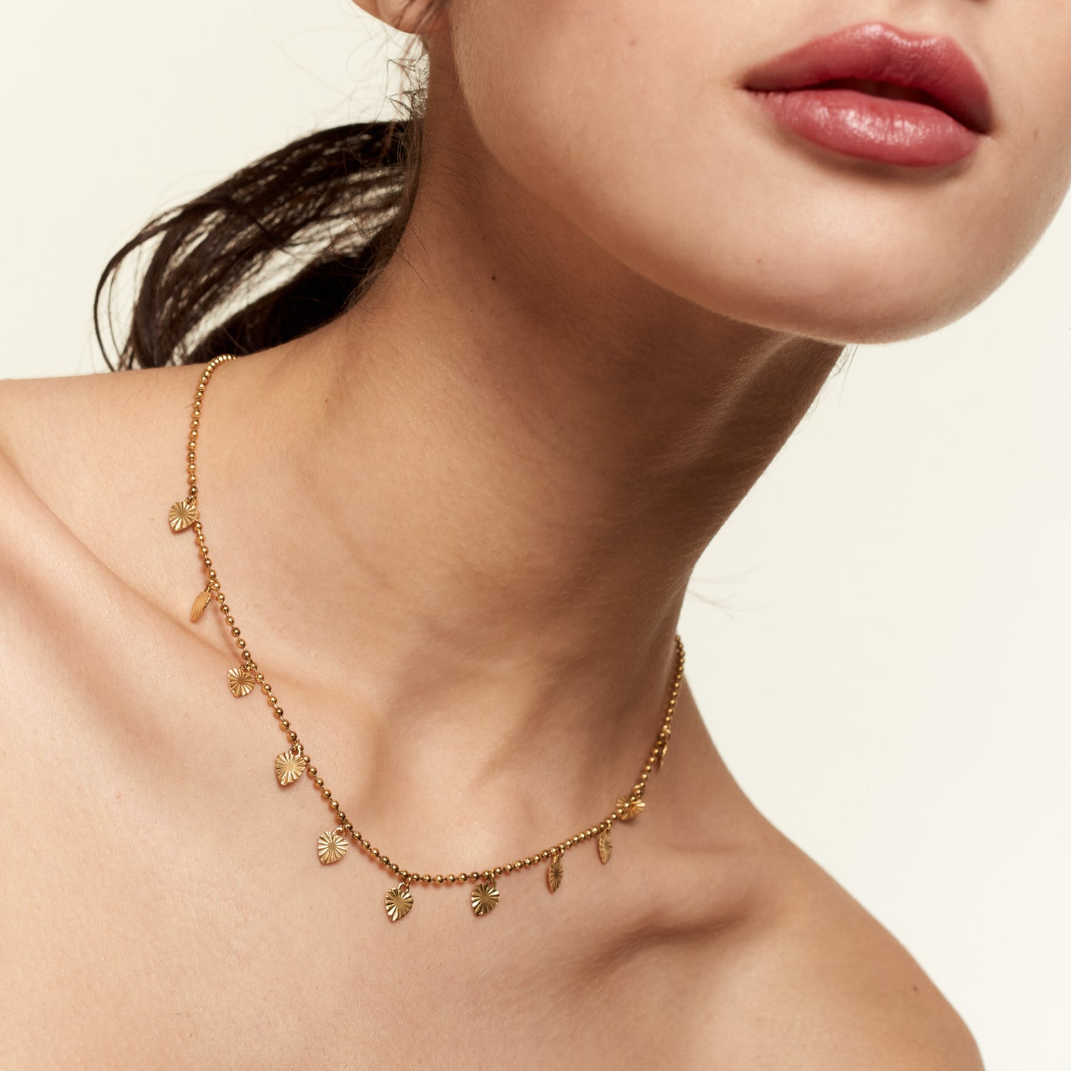 Collar Nicole Dorado