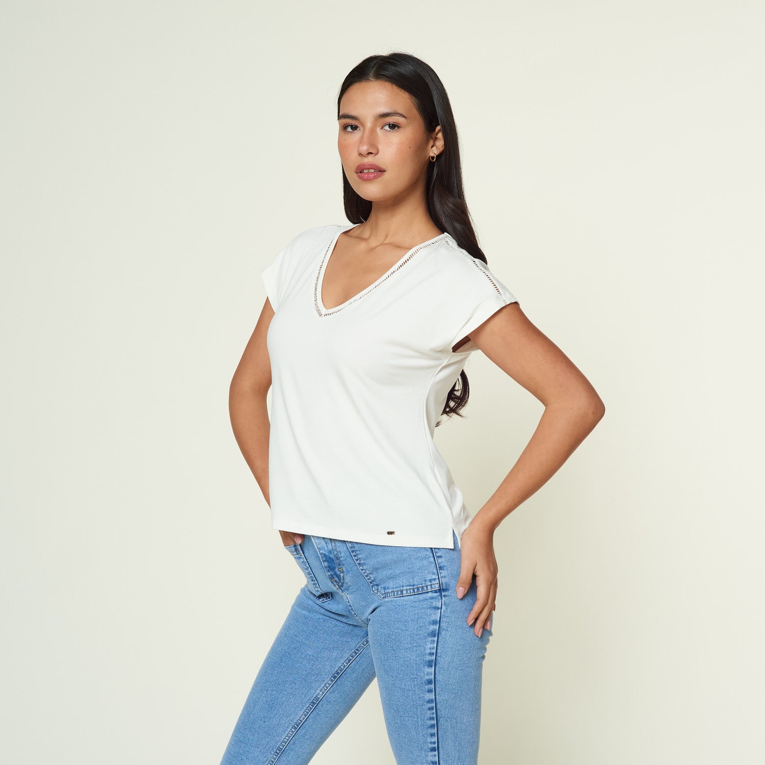 Polo Hatsumi Hueso