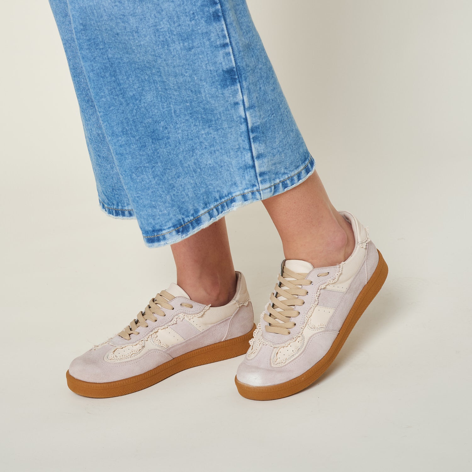 Zapatilla Yukiko Hueso