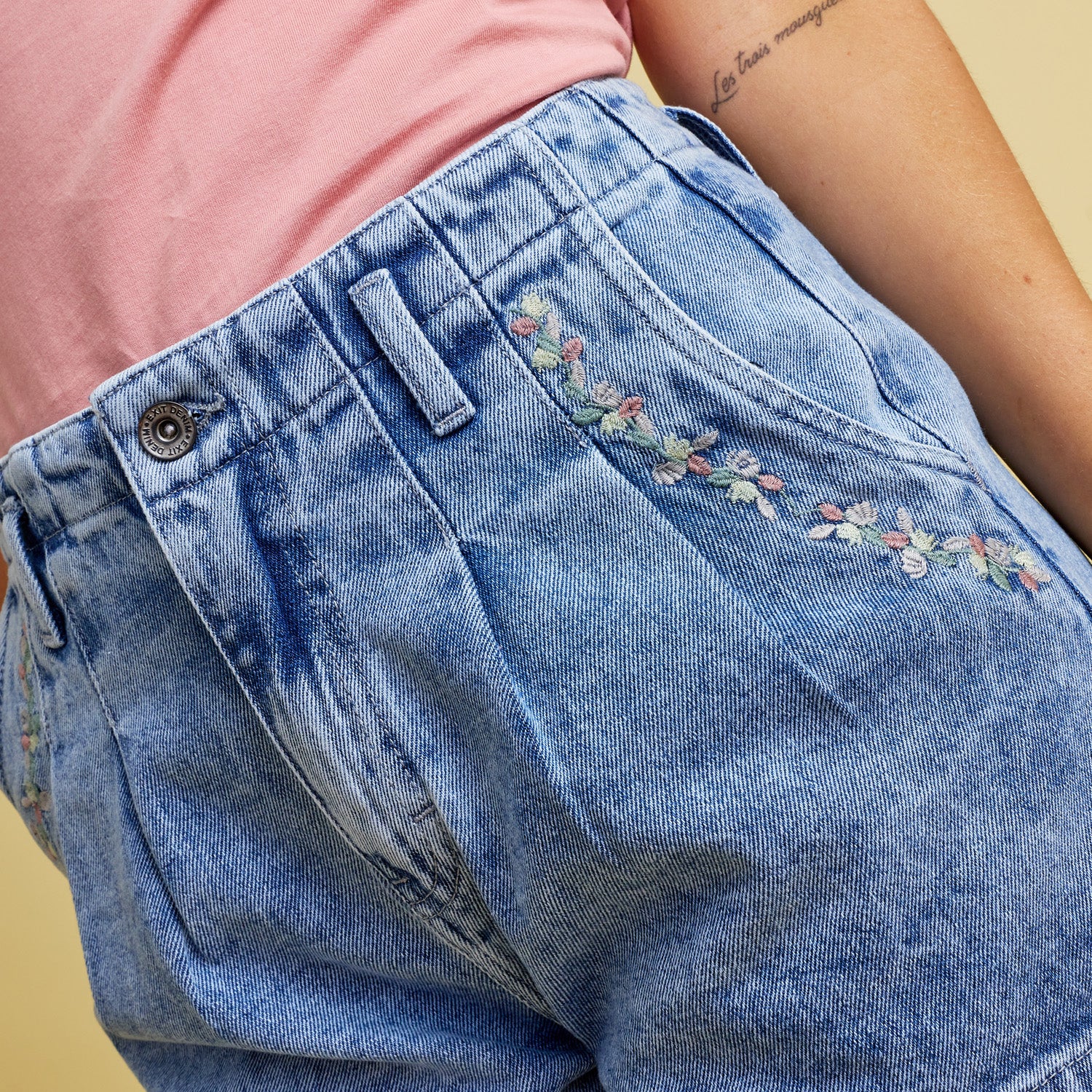 Short Paloma Celeste